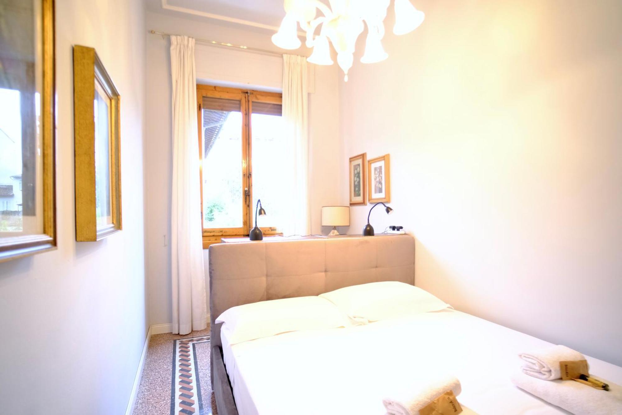 Boccaccio Boutique *